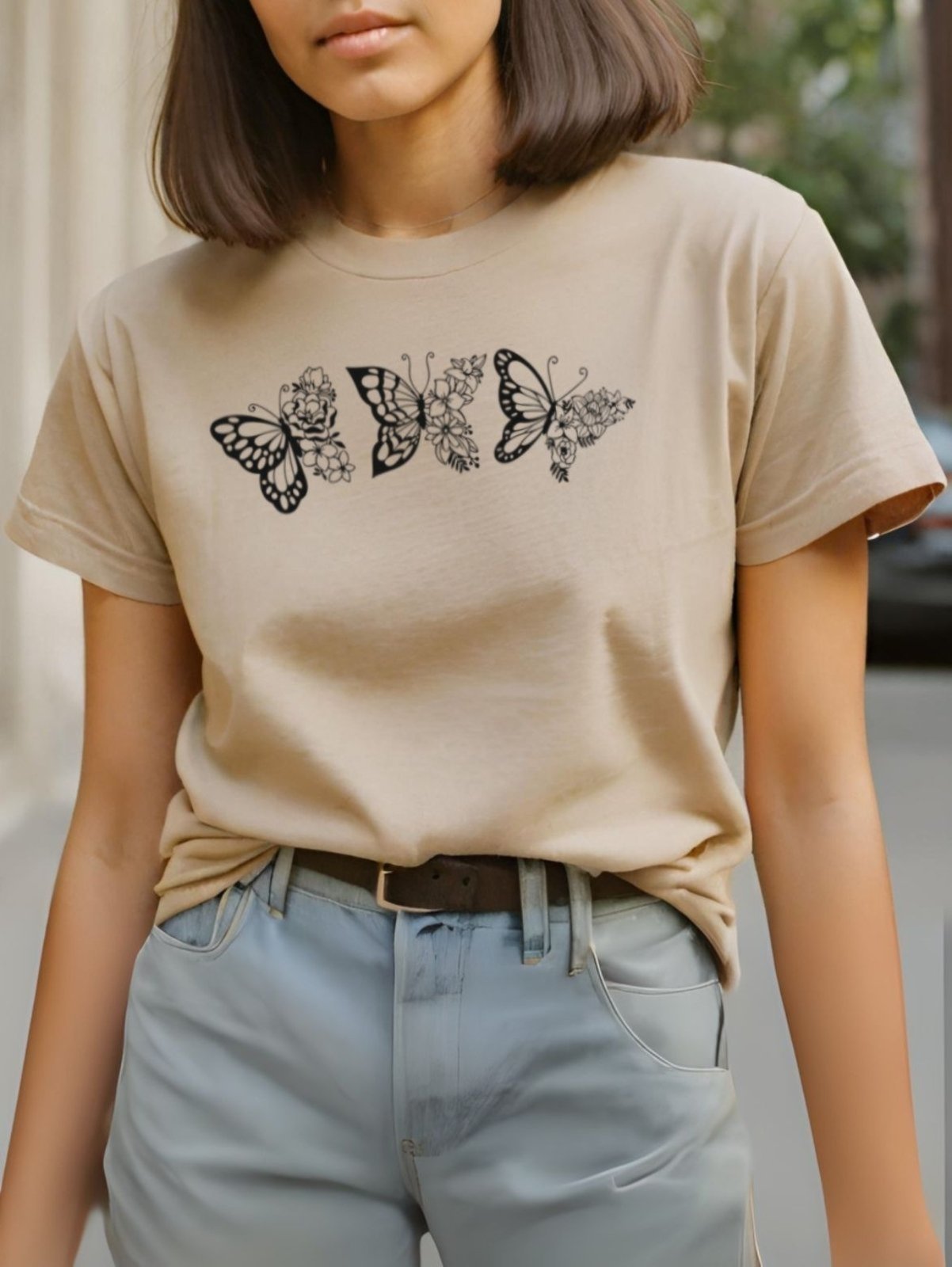 Vista 3 Camiseta Feminina T-shirt Plus Size GuGi Borboletas Blusinha Baby Look Camisa Caqui cáqui caqui Gugi cáqui caqui