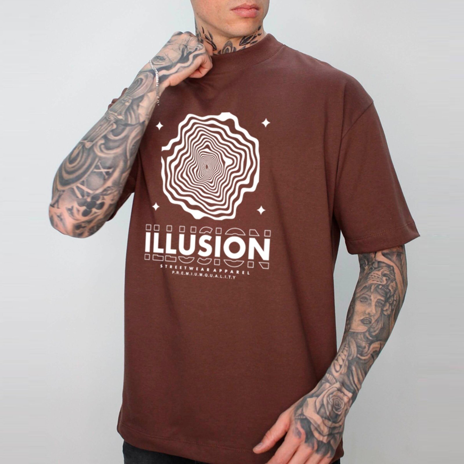 Vista 2 Camiseta Ousy Streetwear Illusion Padrão Óptico Oversized Unissex marrom ousy marrom