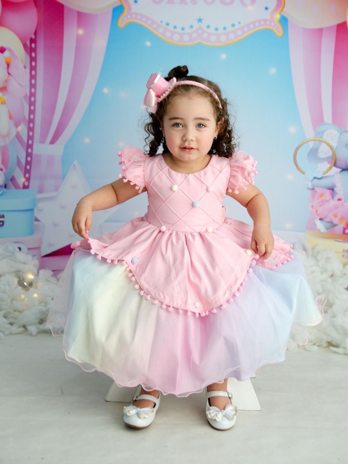 Infantil - Vestido Luxo Circo Rosa Palhacinha Chuva de Amor Temático Aniversário Passeio Social Menina
