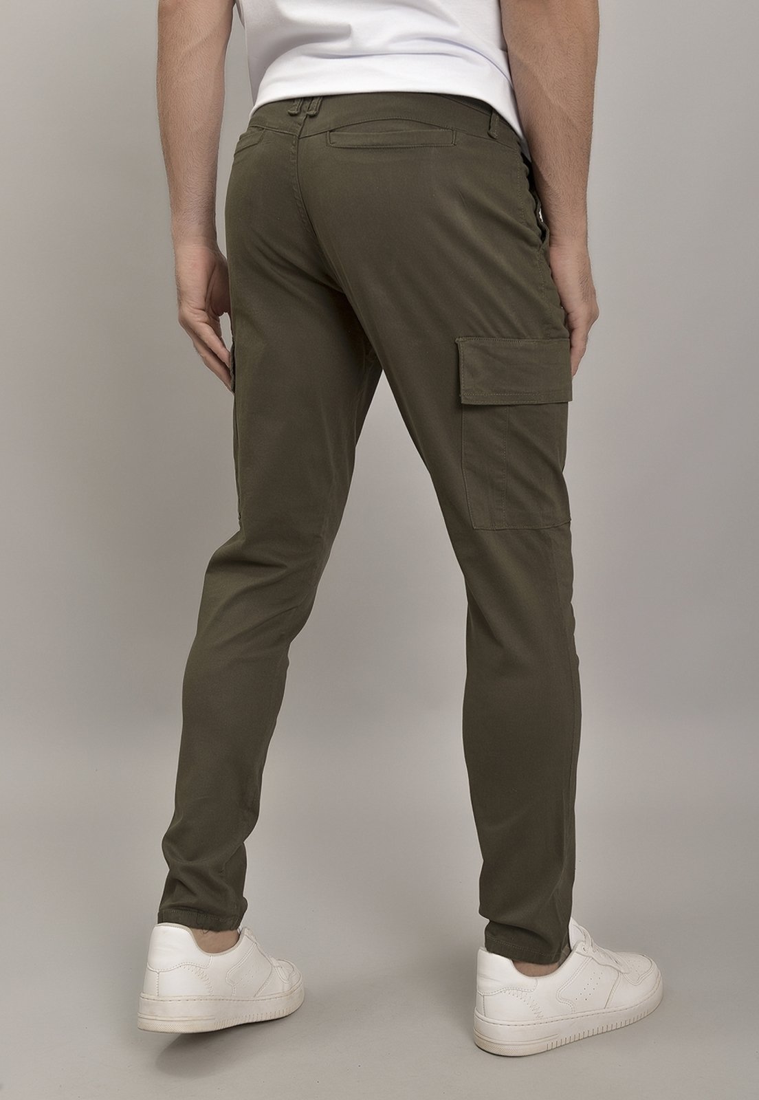Vista 3 Calça Cargo Masculina Slim Fit com Passante e Bolso-Faca Dialogo Jeans verde Dialogo Jeans verde
