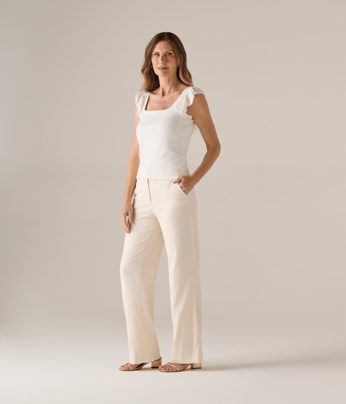Calca Makenji Pantalona Bolso-Faca Feminina Bege