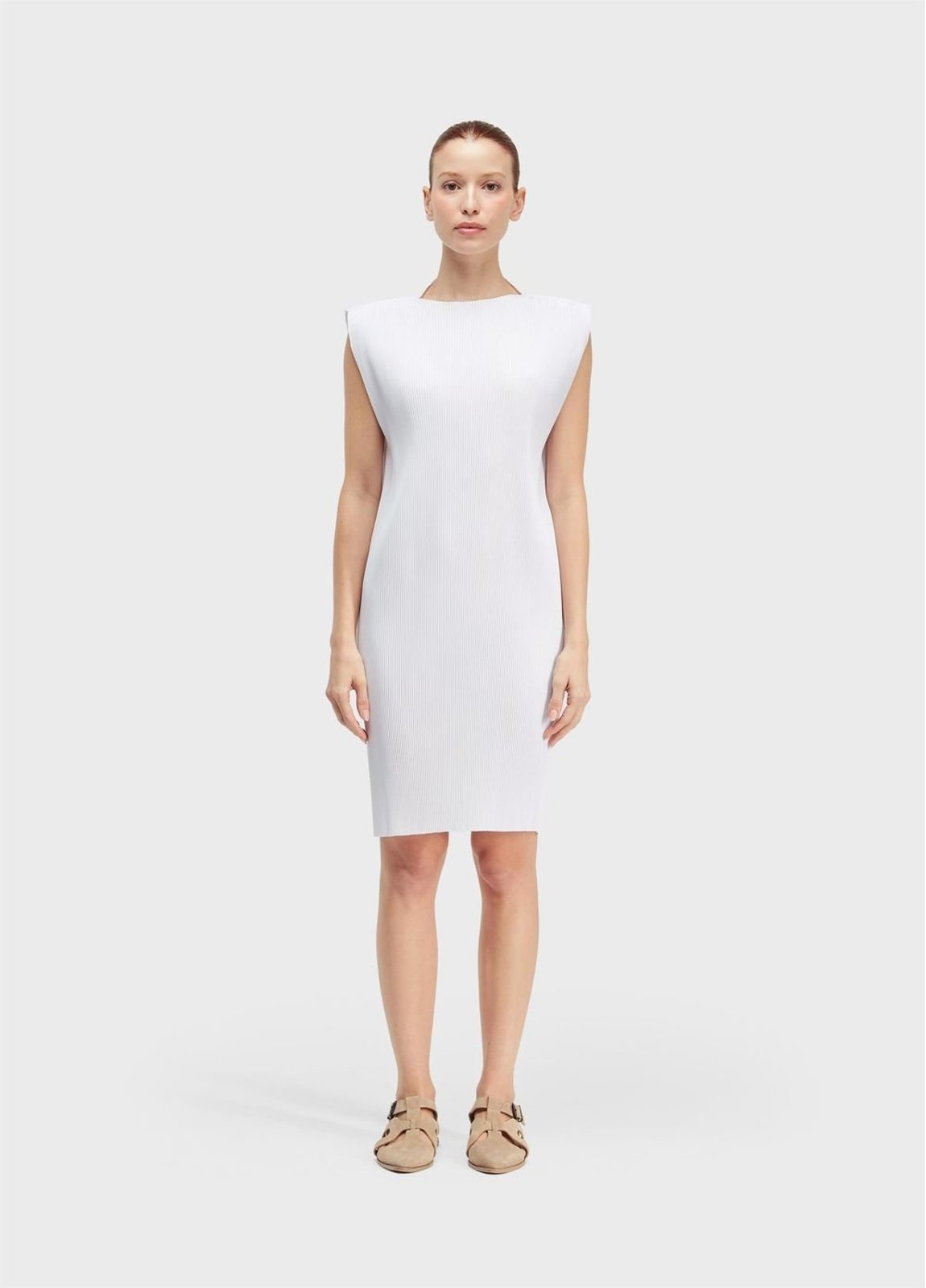 Vestido plissado curto OSKLEN