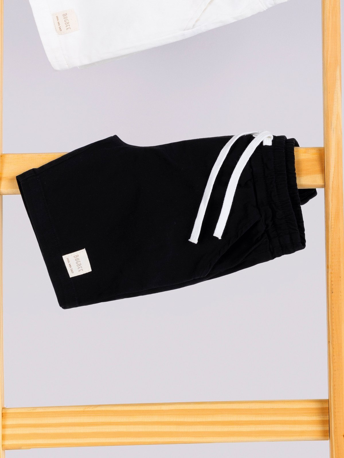 Vista 3 Infantil - Bermuda Bugbee em Sarja com Elastano preto Bugbee preto