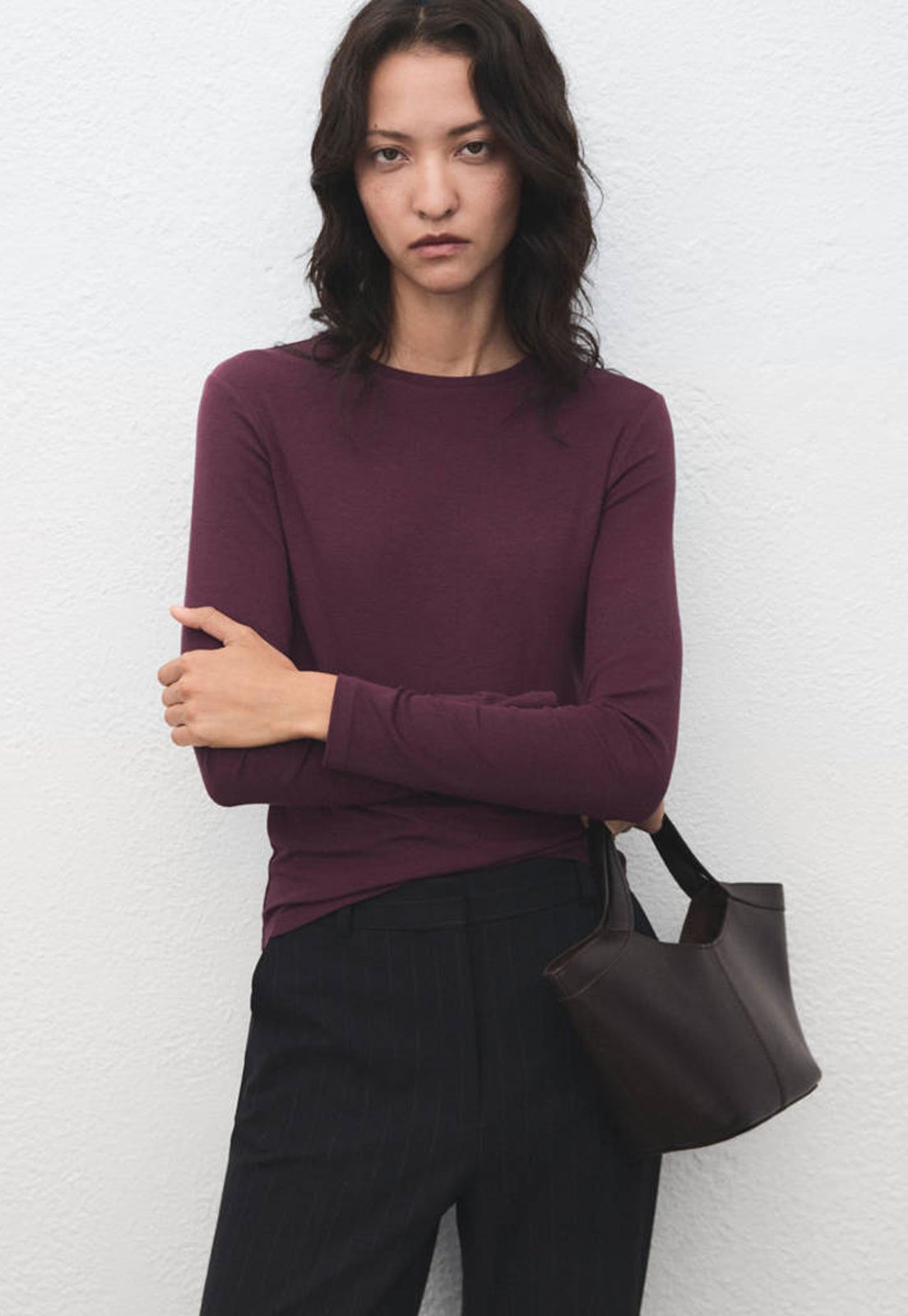 Camiseta Feminina Mango Manga Longa Vinho
