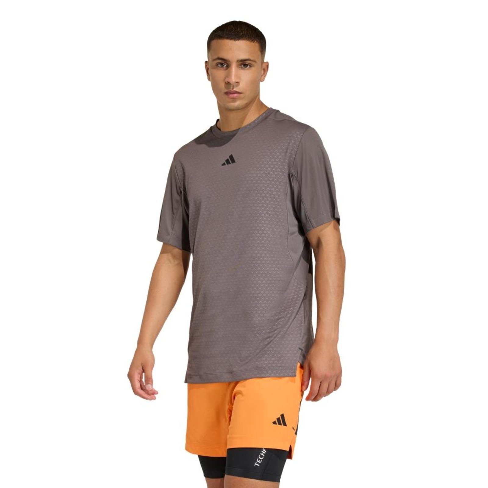 CAMISETA D4T PrimeLift 3 STRIPES T-SHIRT adidas Performance Marrom