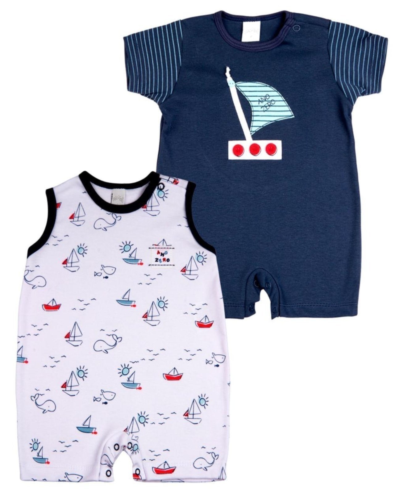 Infantil – Macacao Menino Curto Suedine Liso e Estampado Kit Macacão Suedine Algodao Verao Barquinhos 2 Pç – Branco
