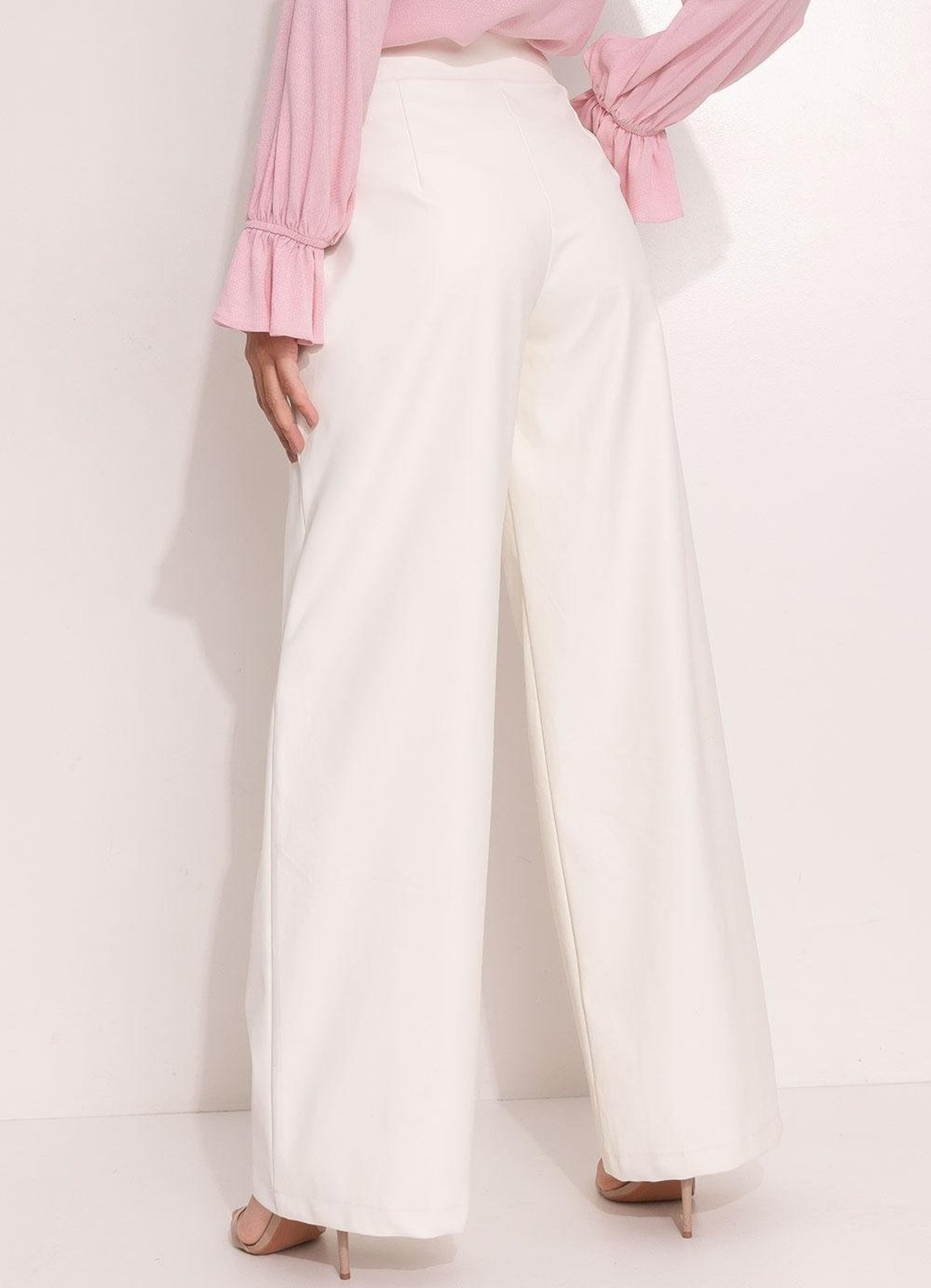 Vista 3 Calça Feminina Off White Em Material Sintético Quintess branco white Quintess branco white