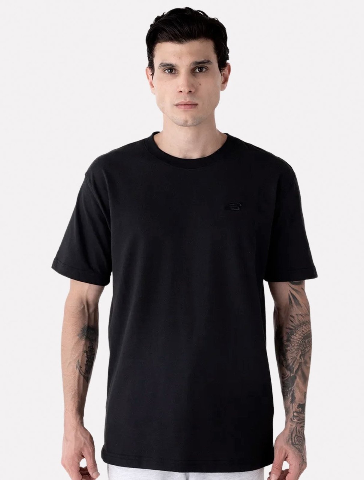 Camiseta New Balance Masculina Regular Small Logo Preta
