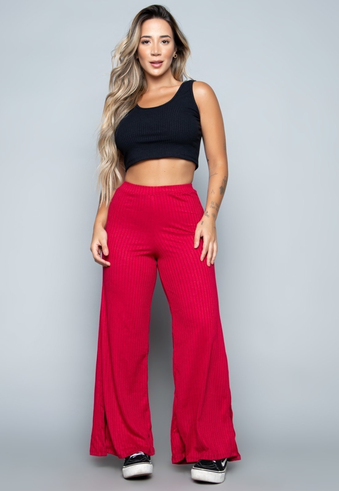 Conjunto Cropped Regata Calça Flare Pantalona Serra e Mar Modas Canelado Preto/Vermelho