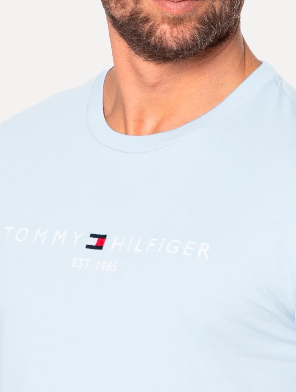 Vista 3 Camiseta Tommy Hilfiger Masculina Core Logo Tee Gelo azul Tommy Hilfiger azul
