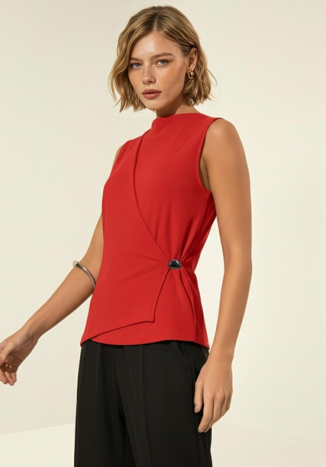 Blusa Transpassada Canelada Com Enfeite Lateral Metalizado