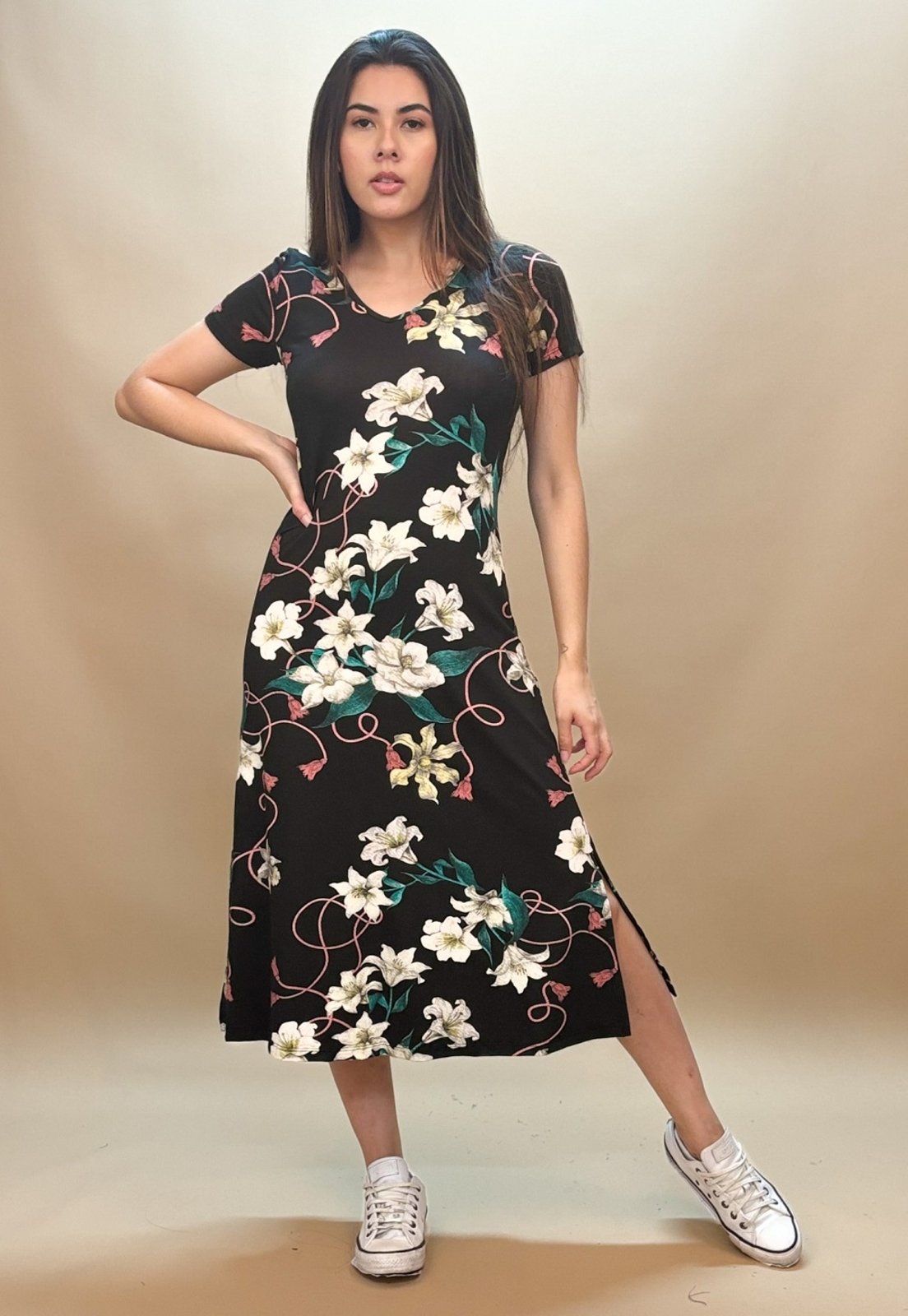 Vestido Midi Malha Gola V Manga Curta Estampa Preto Floral