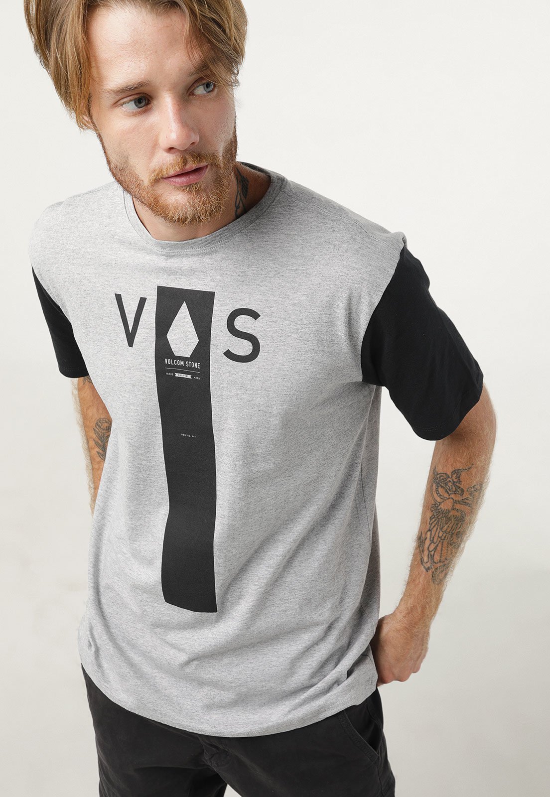 Camiseta Volcom Shaver Cinza