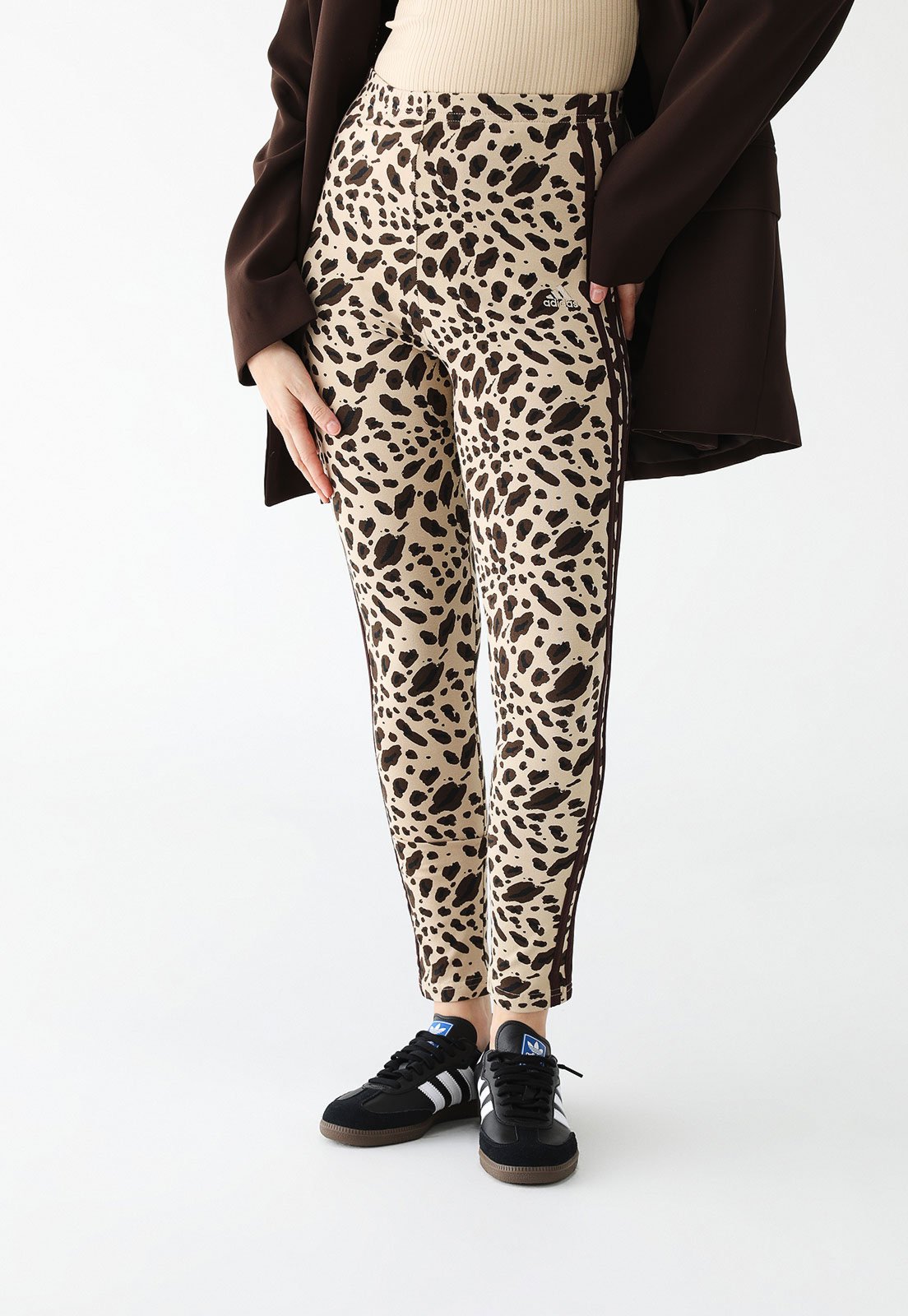 Legging adidas Sportswear Ajustada Animal Print Bege