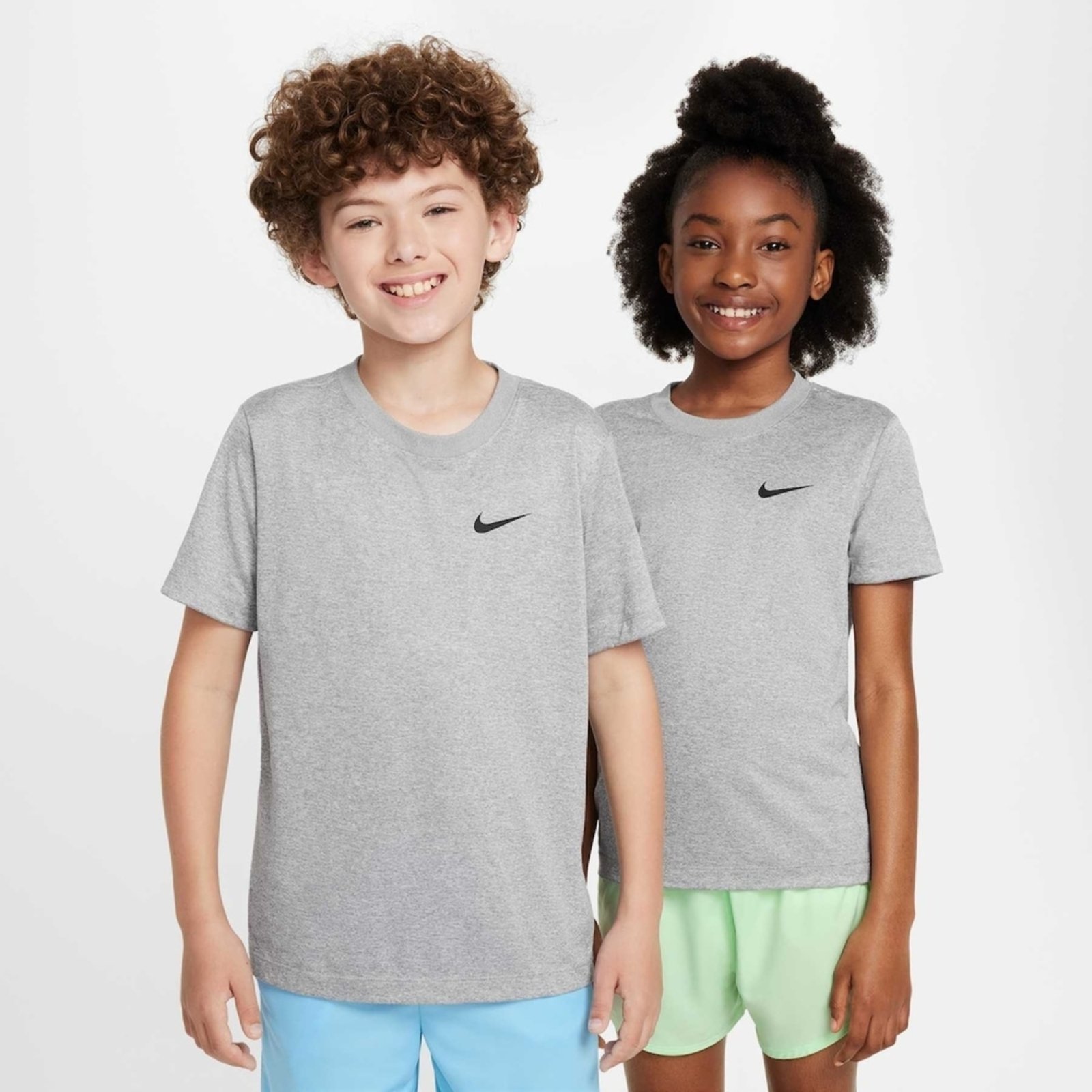 Camiseta Nike Dri-FIT Swoosh