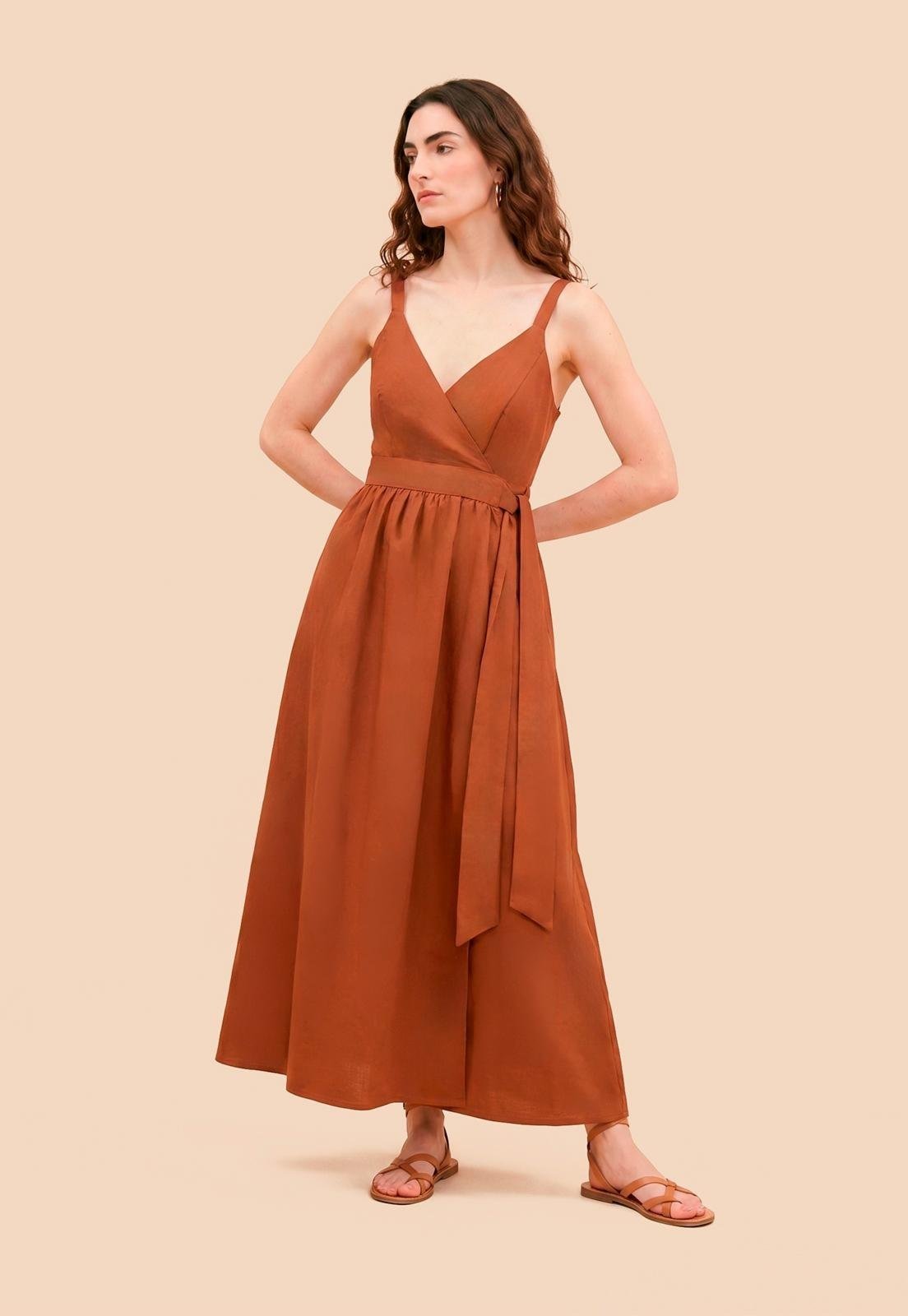 Vestido Midi Liso Marrom