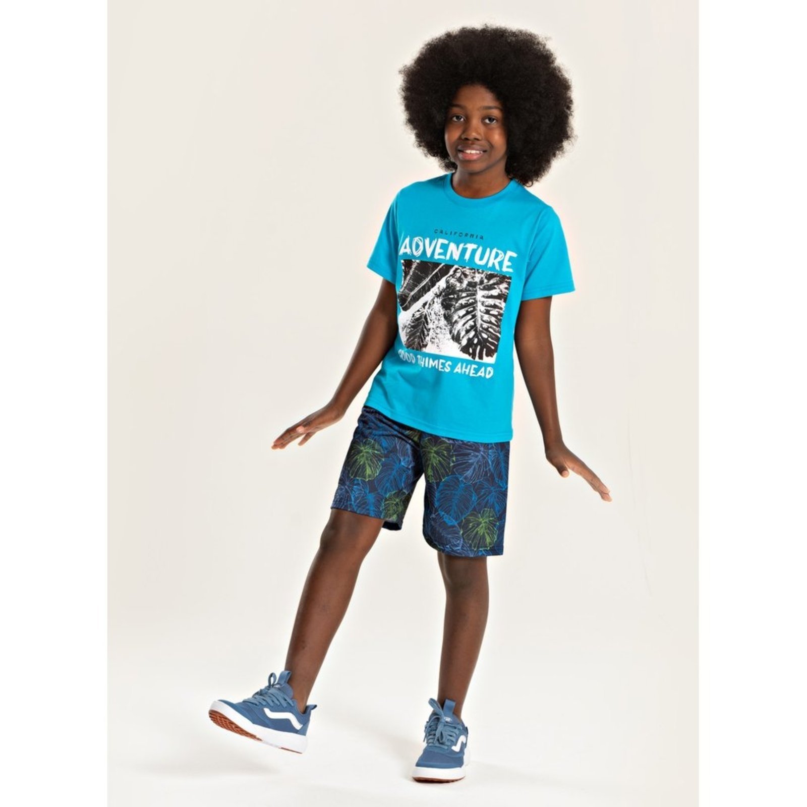 Infantil – Conjunto Verão Menino Azul Camiseta e Bermuda Aventura