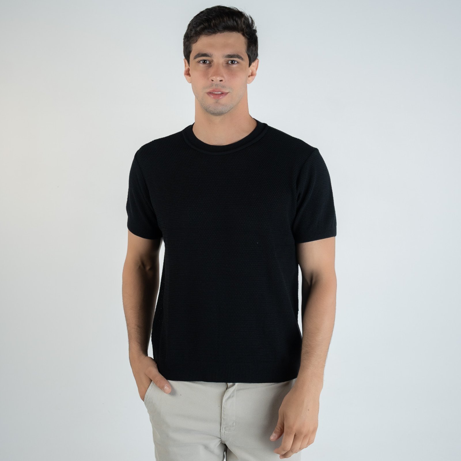 Camiseta Ellus Tricot Gola Alta Preta