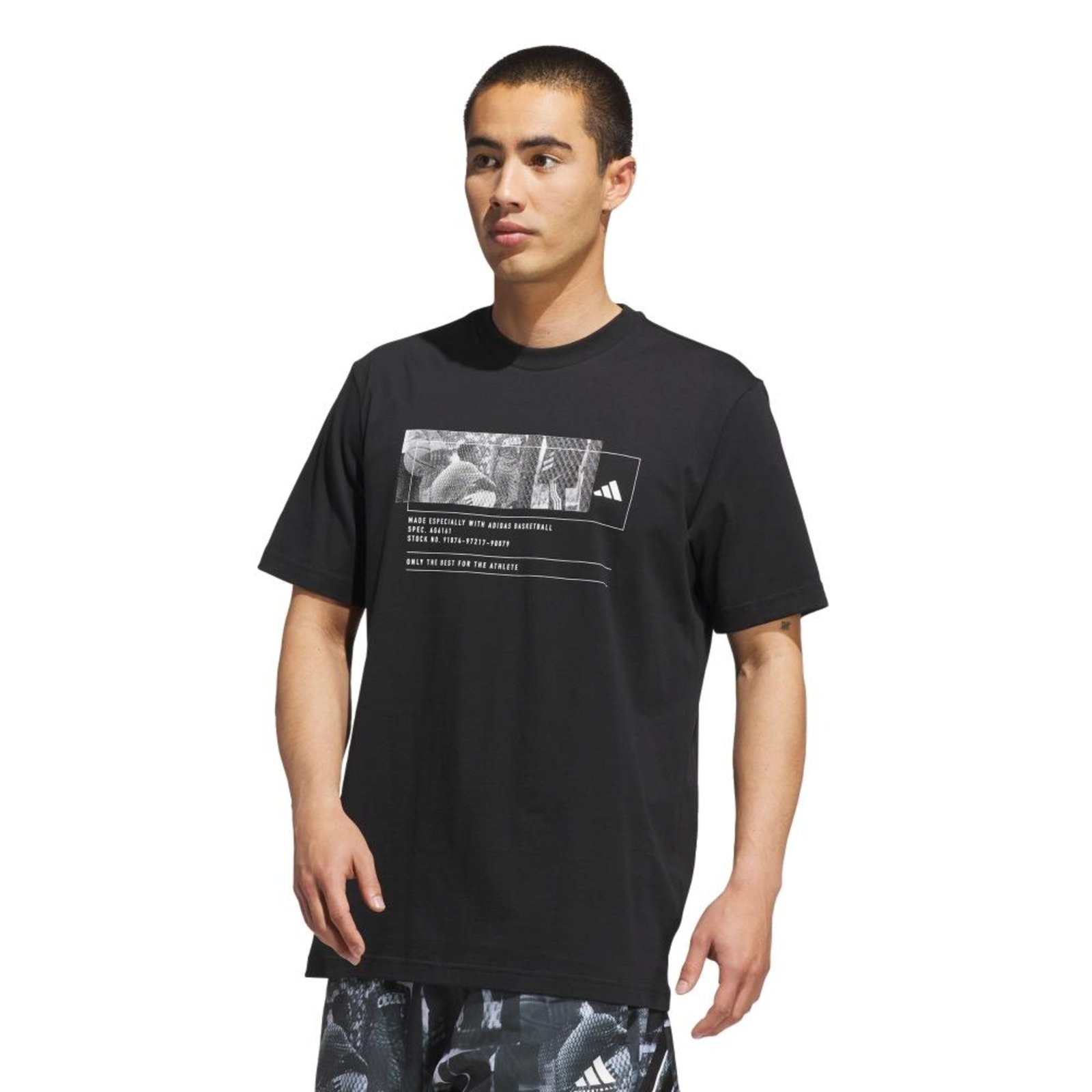 Camiseta estampada de basquete adidas adidas Performance Preto