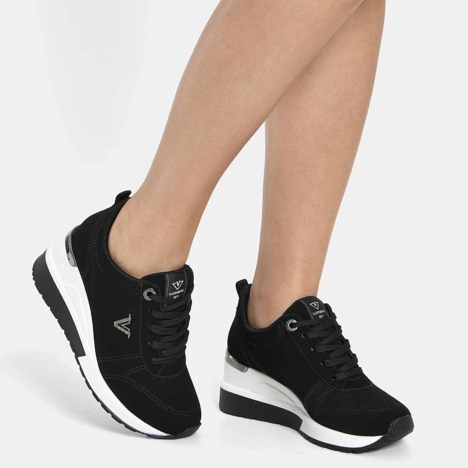 Tenis Casual Feminino Via Marte Anabela Salto Embutido Preto