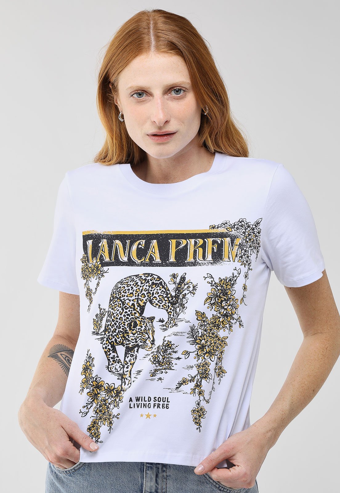 Camiseta Feminina Lança Perfume Estampada Branca