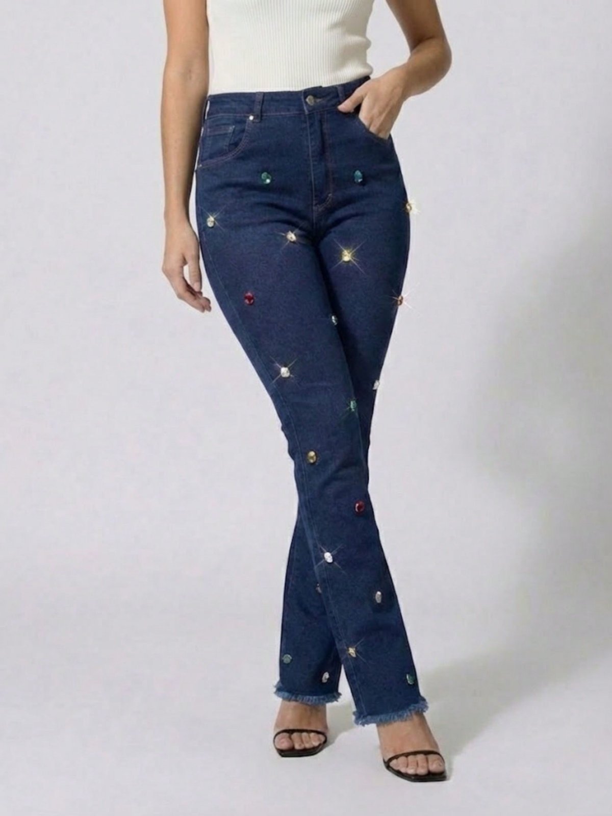 Calça Feminina Flare Jeans Azul com Pedraria Colorida | Calça Jeans Feminina Flare Boca de Sino com Strass carnaval