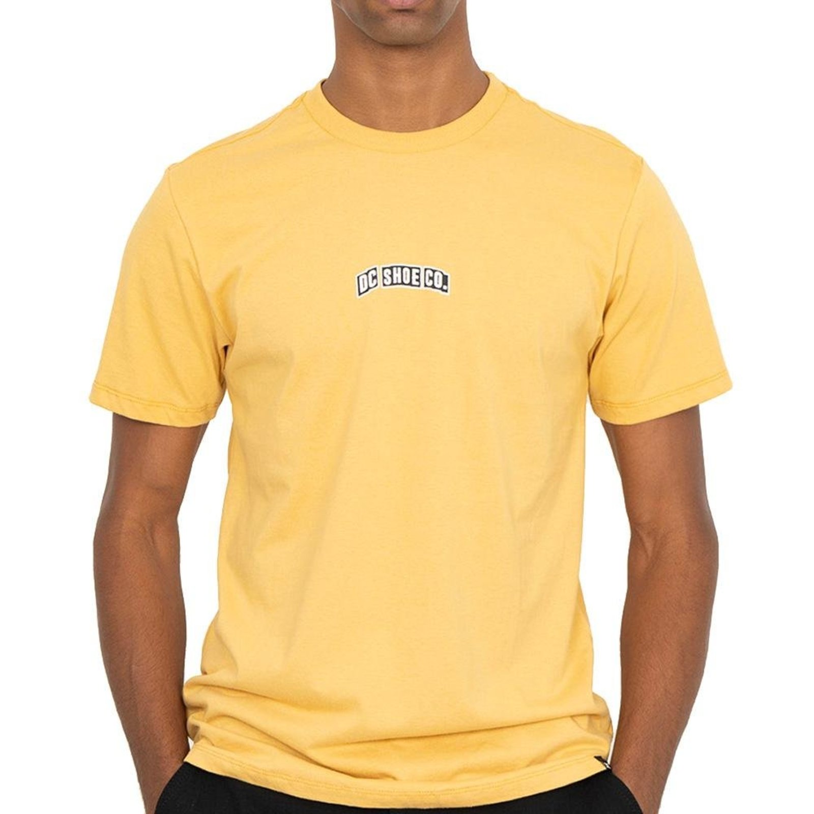 Camiseta DC Shoes Patch It WT26 Masculina Mostarda