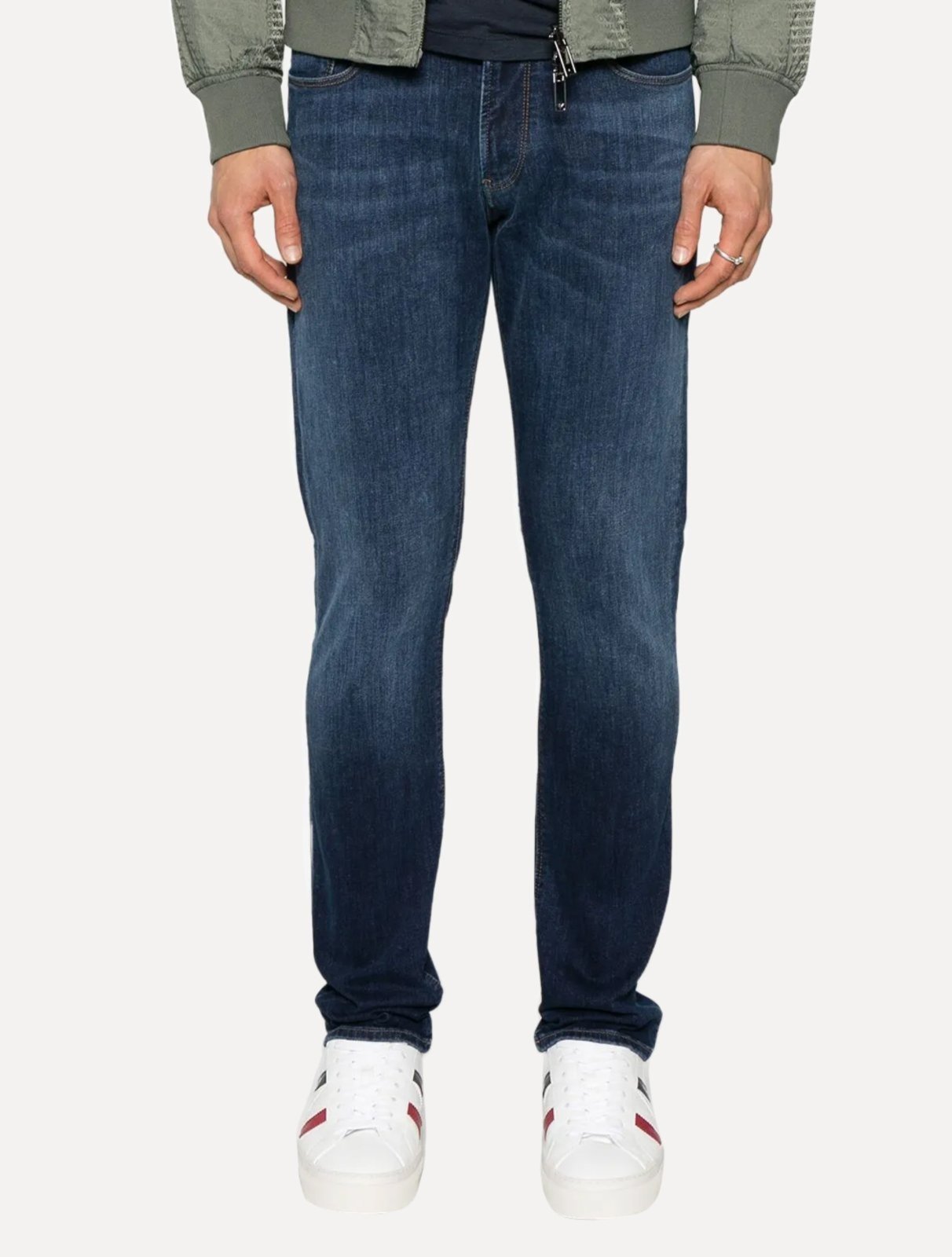 Vista 2 Calça Jeans Empório Armani Masculina J45 Slim Fit Médio azul Emporio Armani azul