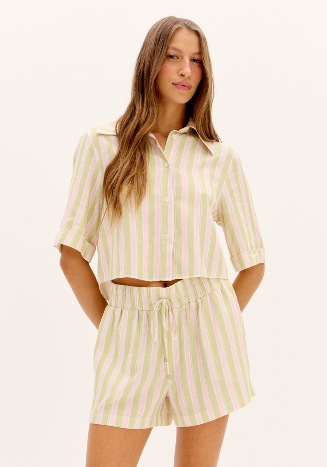 Camisa Cropped Manga Curta Listrada Com Linho My Favorite Things