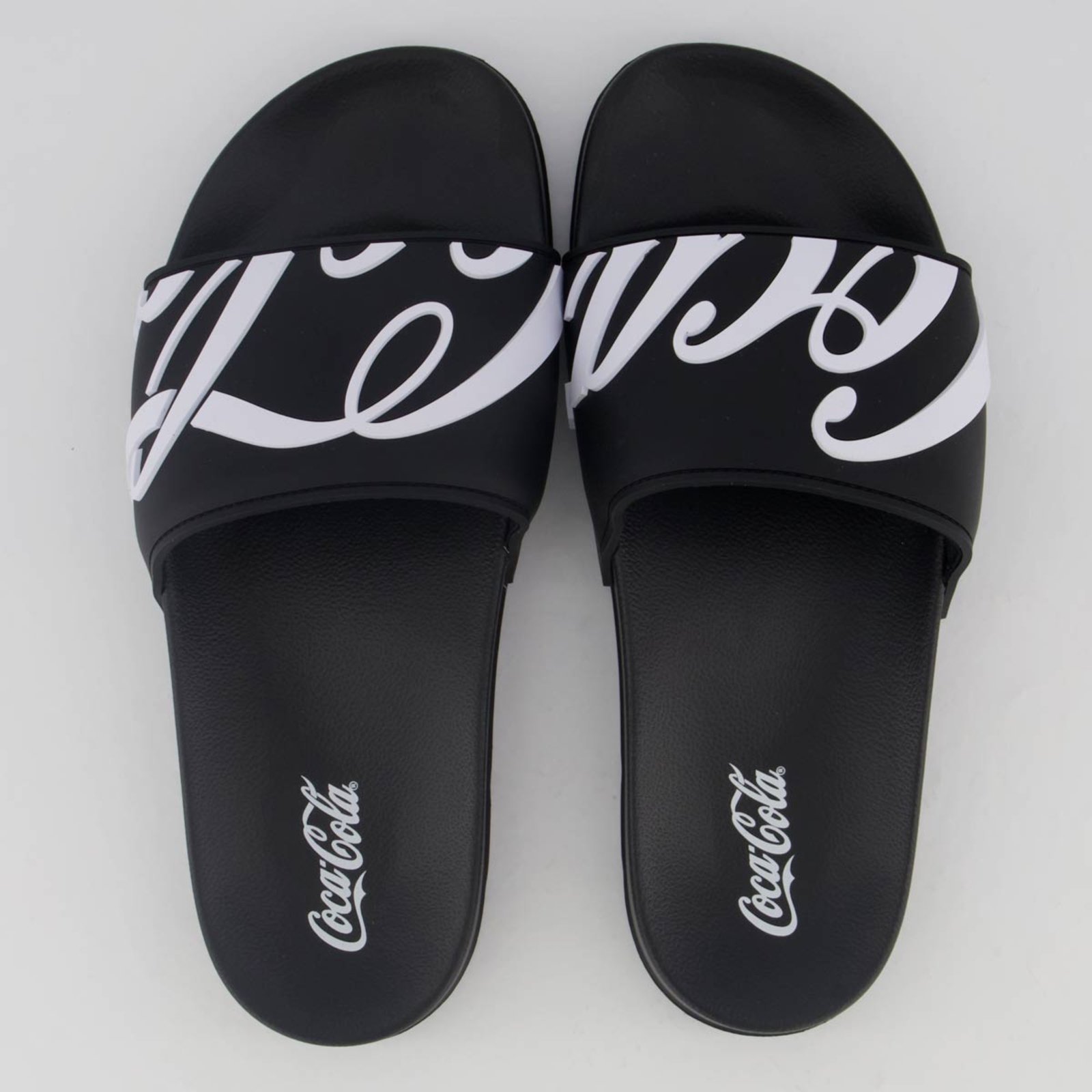 Chinelo Coca Cola Slide Alpha Preto
