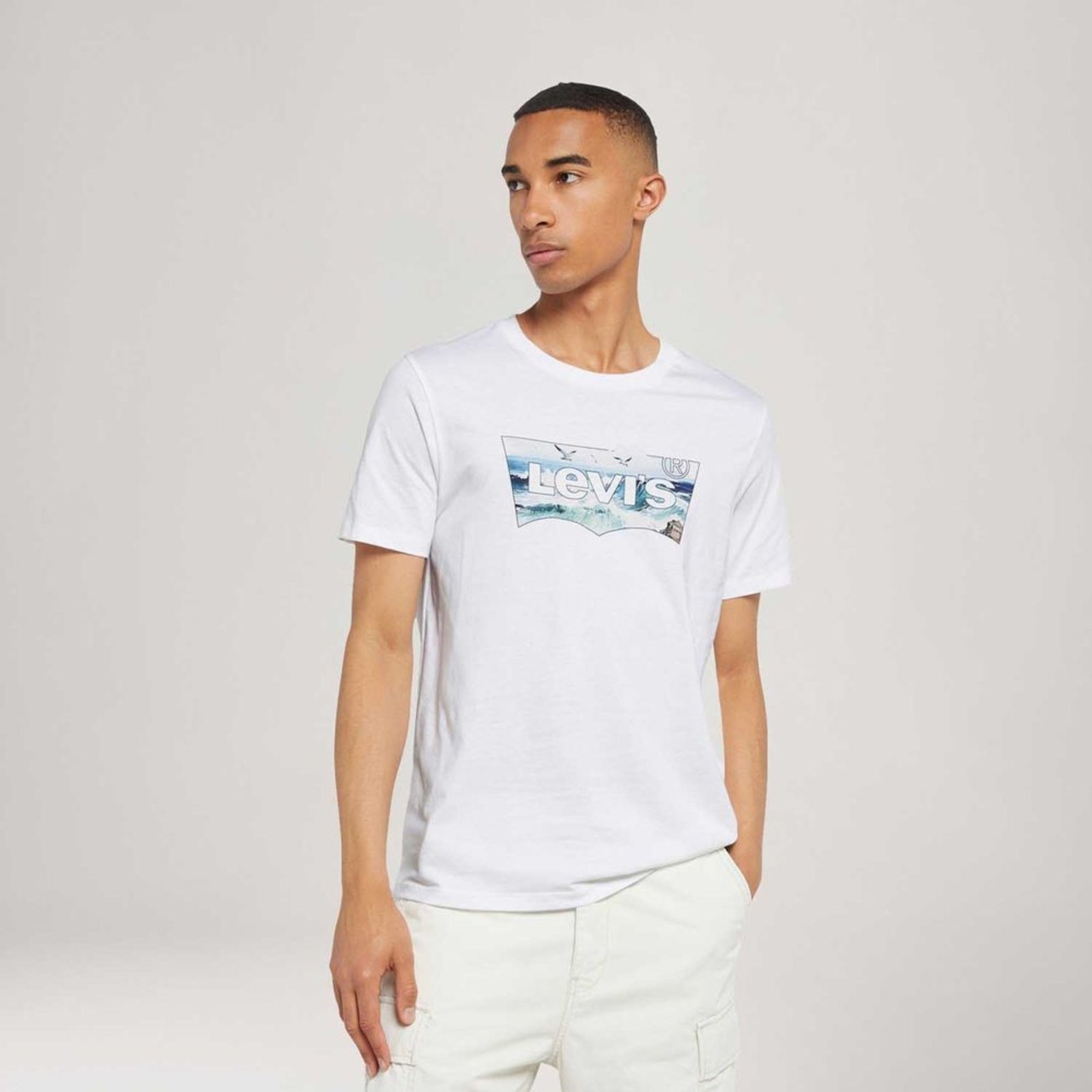 Camiseta Levi's® Graphic Crewneck Branco Manga Curta