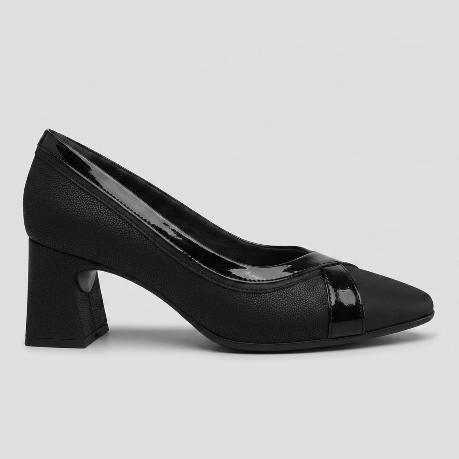 Scarpin Irene Salto Alto Preto