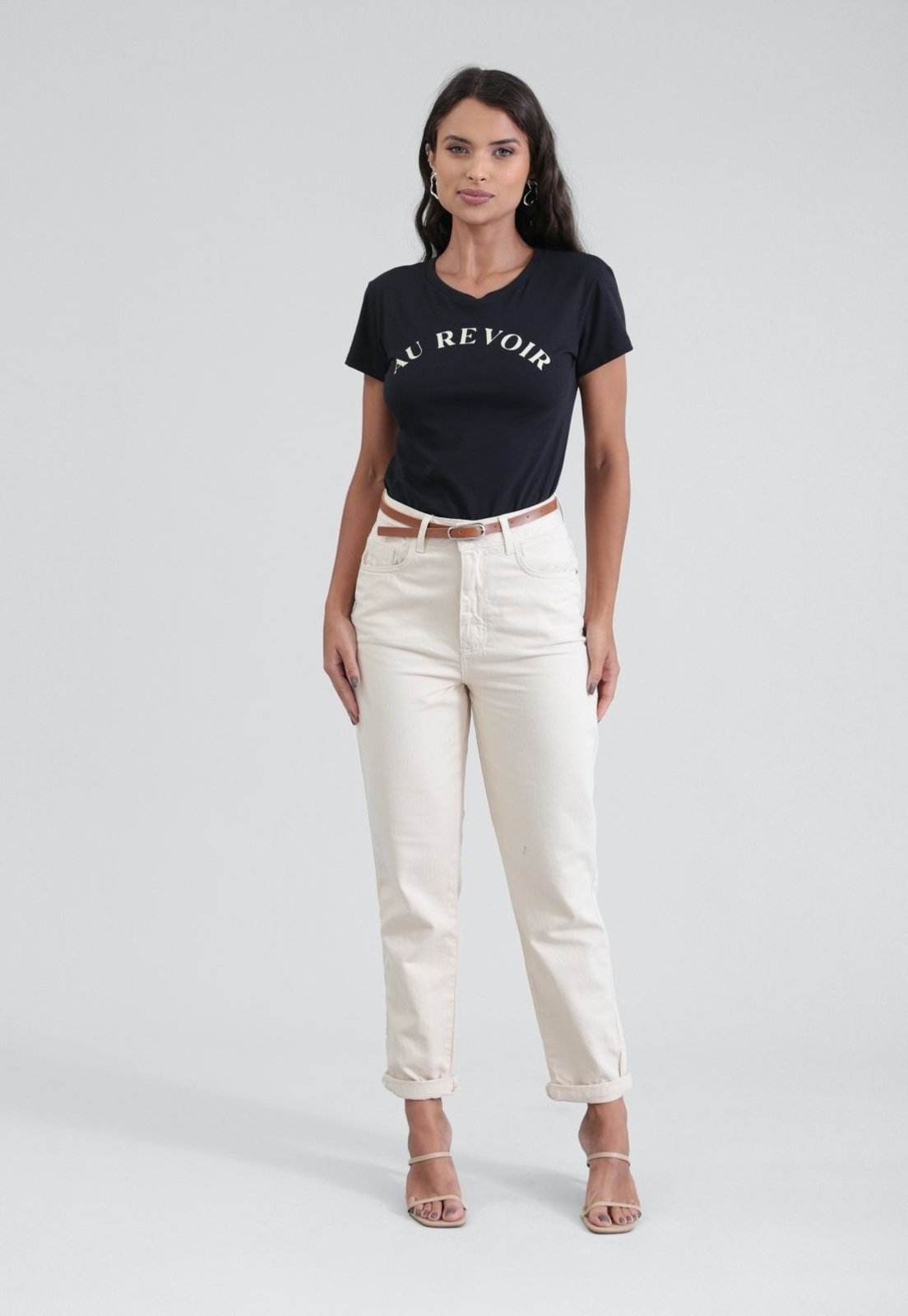 Calça Pop Me Sarja Mom Com Cinto Bege