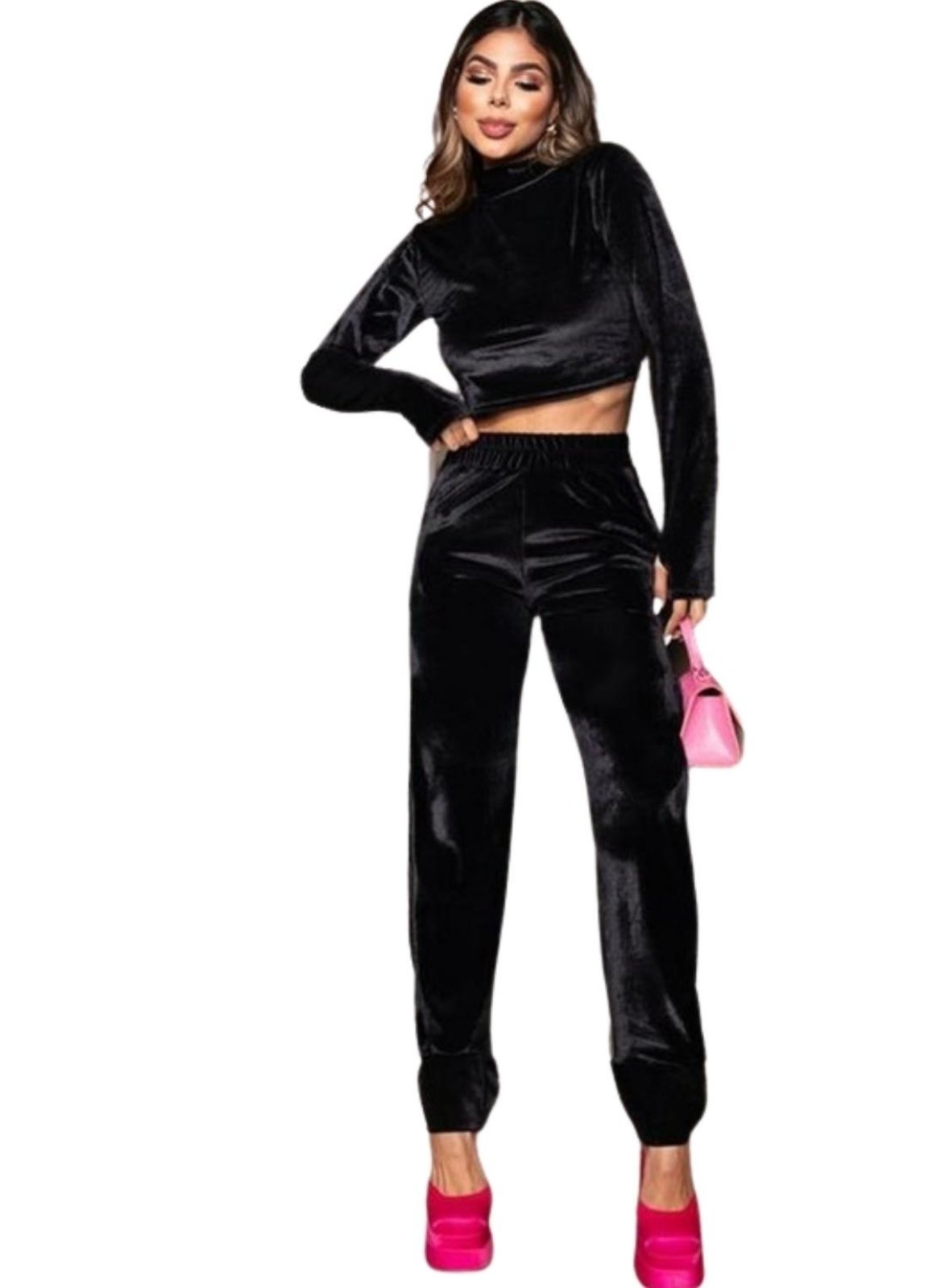 Conjunto Mari Veludo Calça e Cropped Manga Longa Preto