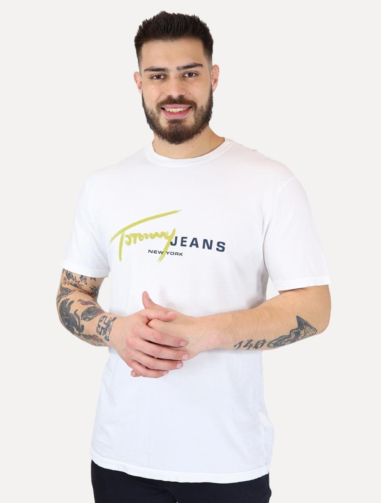 Vista 2 Camiseta Tommy Jeans Signature NY Center Branca branco Tommy Jeans branco