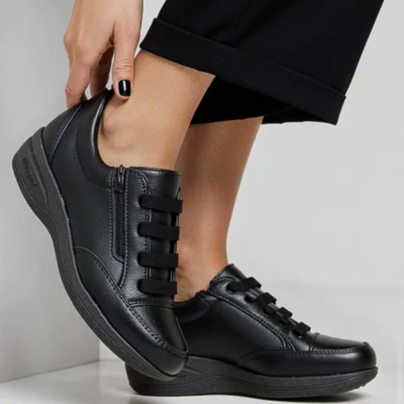 Tênis Feminino Ortopédico Palmilha Confort Macio Preto