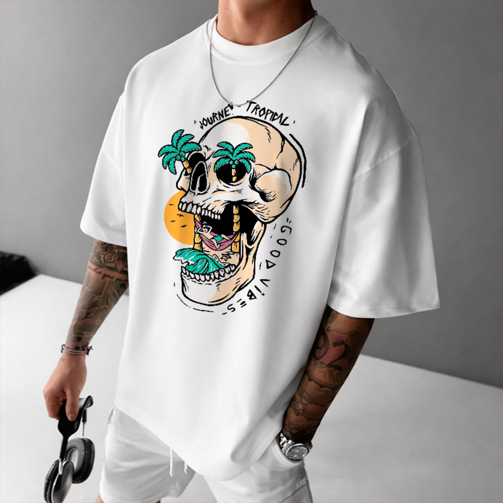 Camiseta Oversized Caveira Tropical Journey Good Vibes Unissex Branco