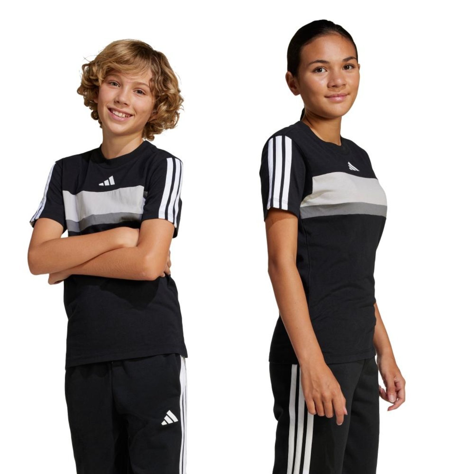 Vista 2 Camiseta Seasonal Essentials Tiberio Três Listras adidas Sportswear preto adidas Sportswear preto