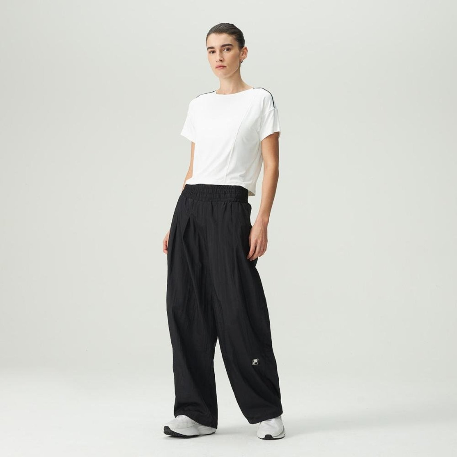 Calça Fila Nylon Classic Sports Feminina Incolor