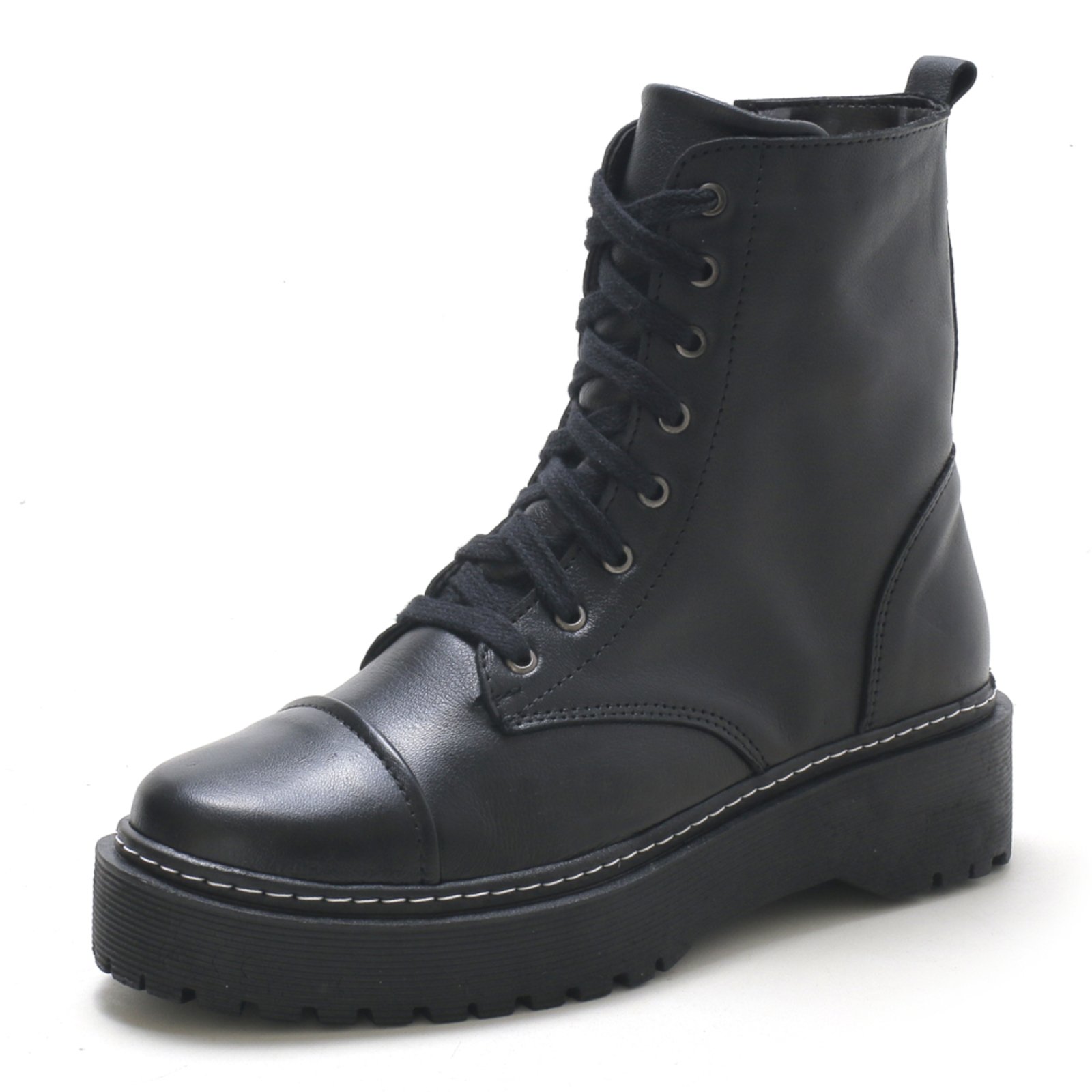 Coturno Feminino Cano Curto Plataforma Couro Preto Kuento Shoes