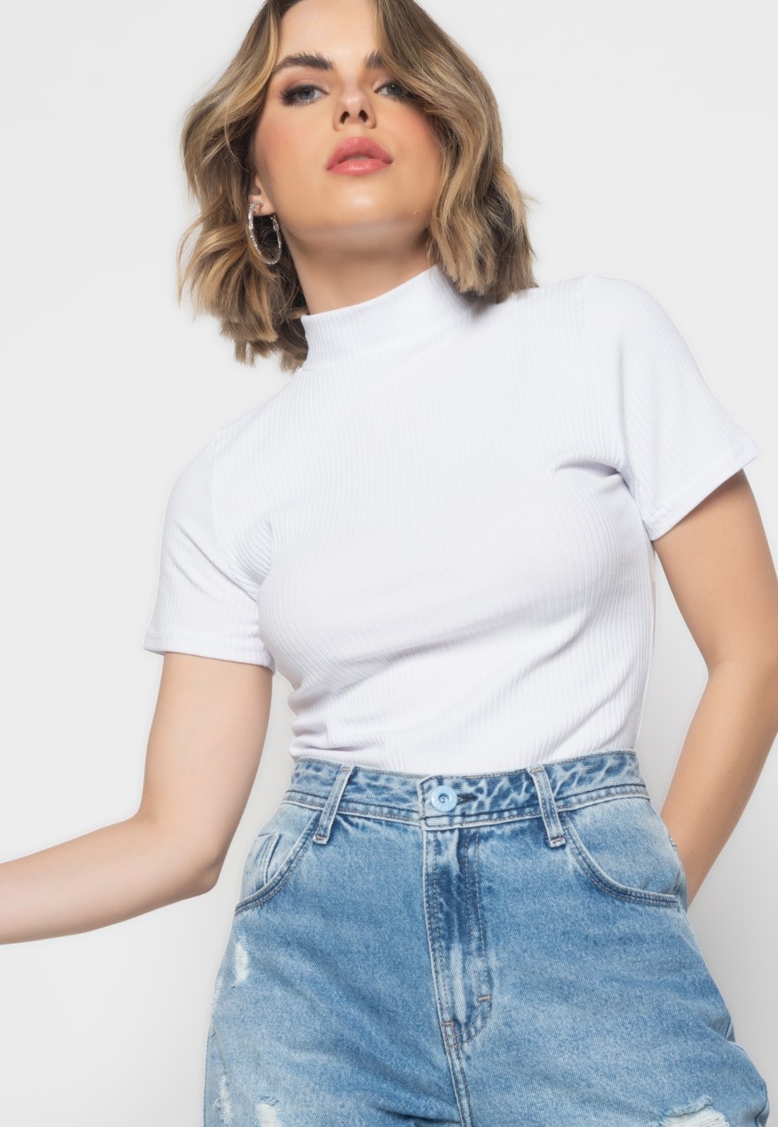 Blusa Salvatore Gola Alta Malha Canelada Branca