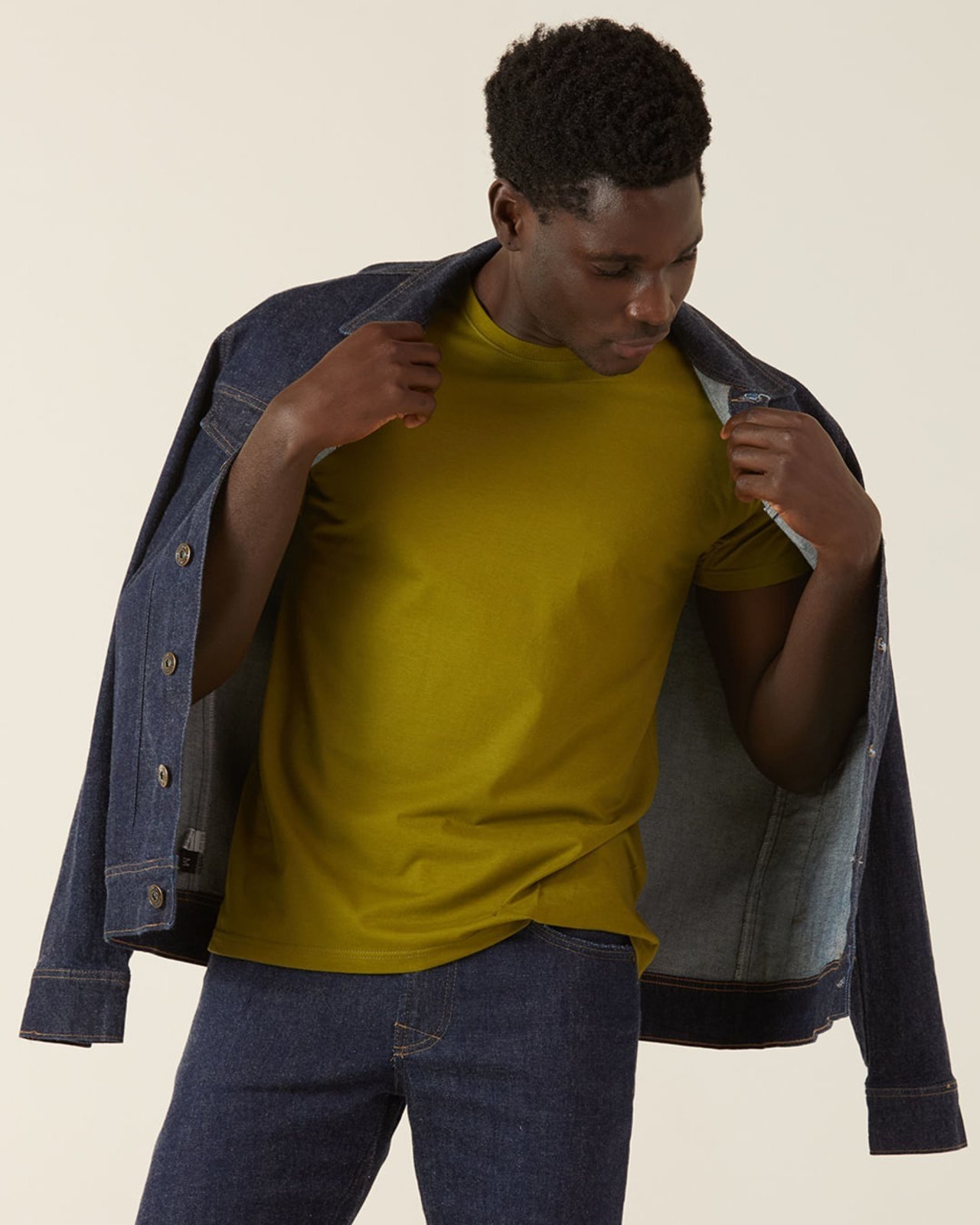 Camiseta Básica Masculina Gola Texturizada Em Meia Malha
