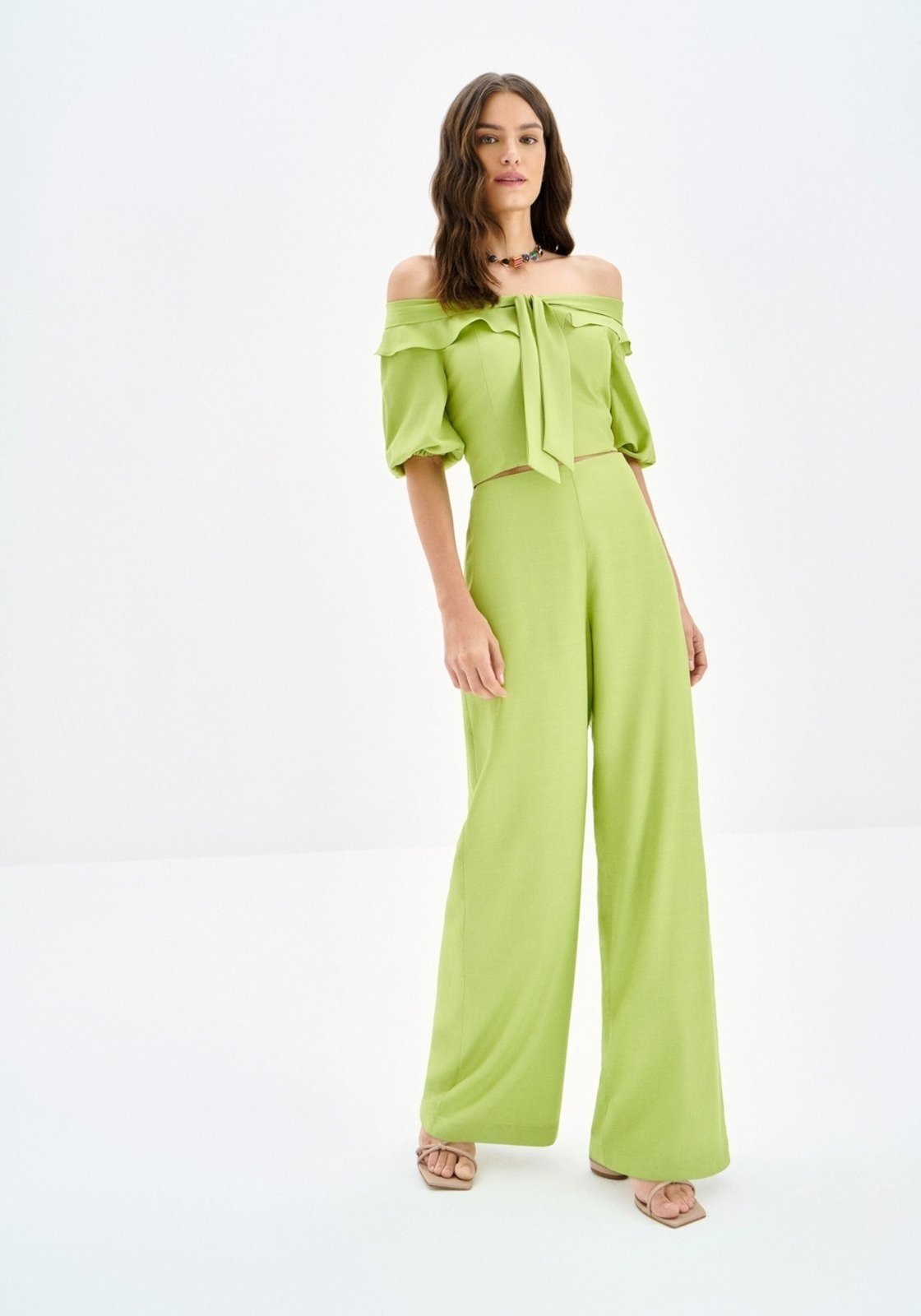 Calça Wide Leg em Viscose Alfaiataria