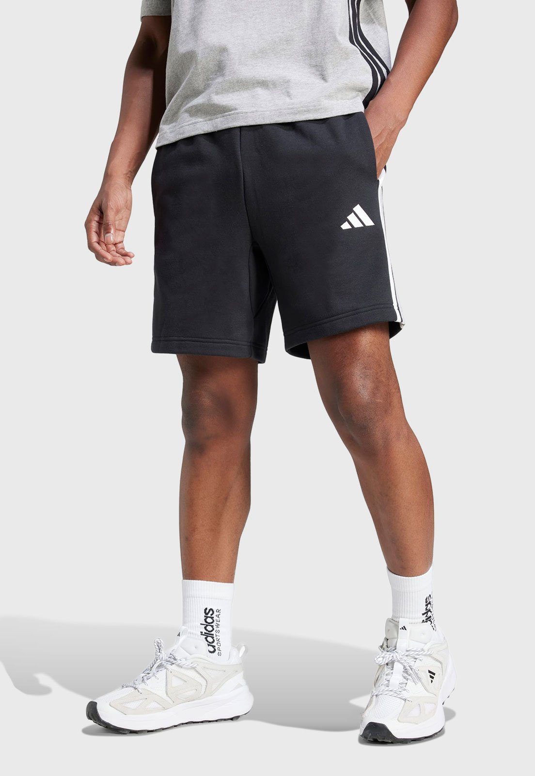 Bermuda de Moletom adidas Originals Reta Essential Preta