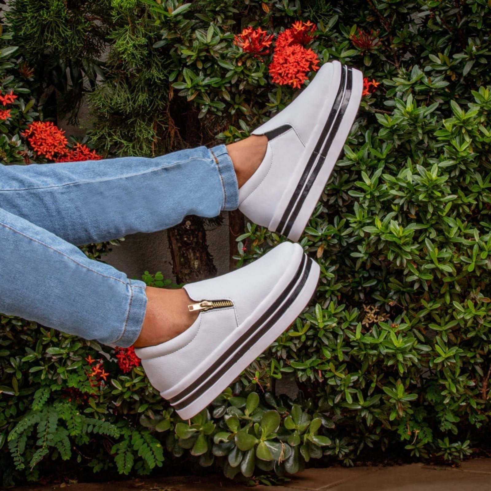 Slip On Tênis Plataforma Com Zíper Lateral Feminino Sola Alta Macio Para Ficar Alta – Branco