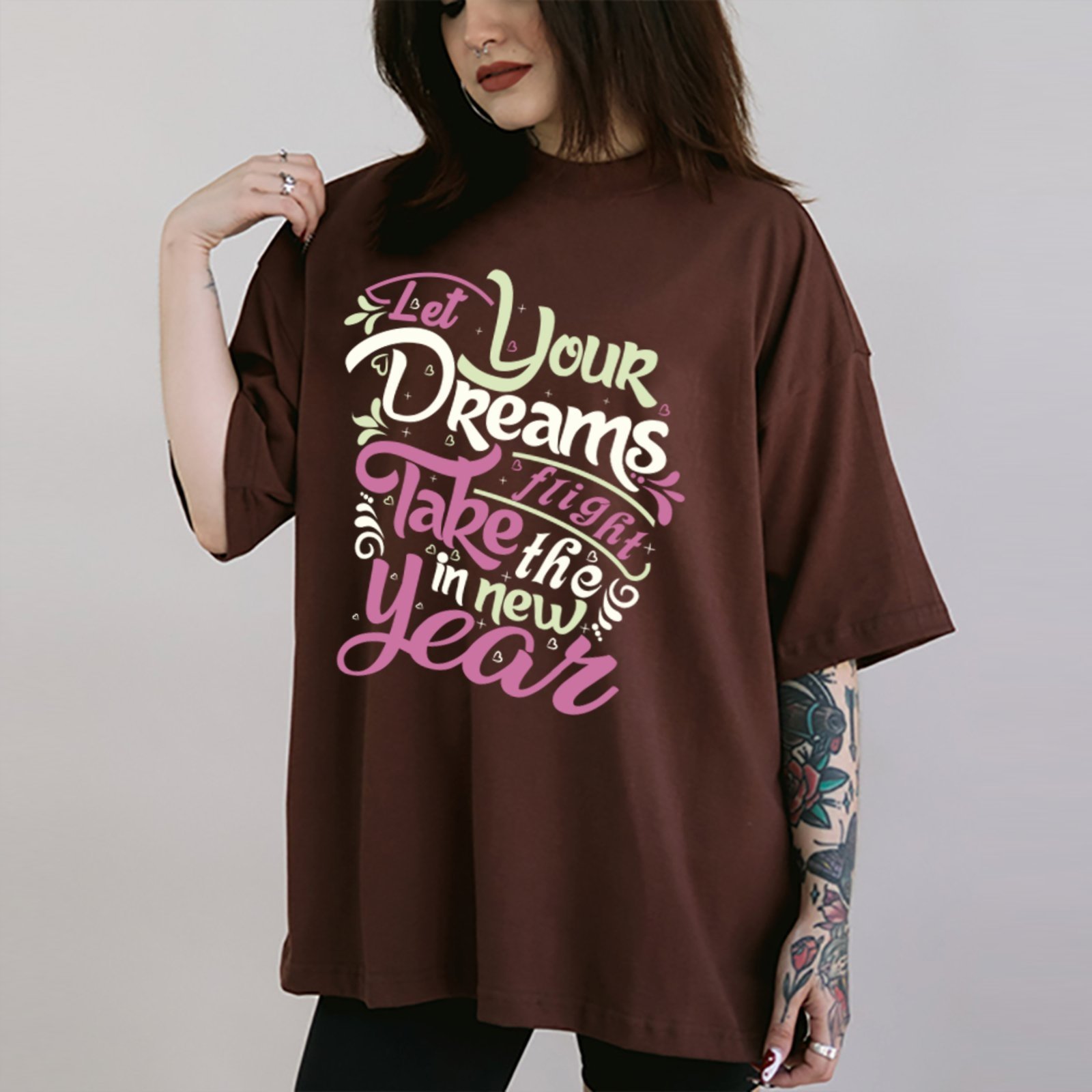 Camiseta Ousy Let Your Dreams Take Flight Oversized Feminina Marrom