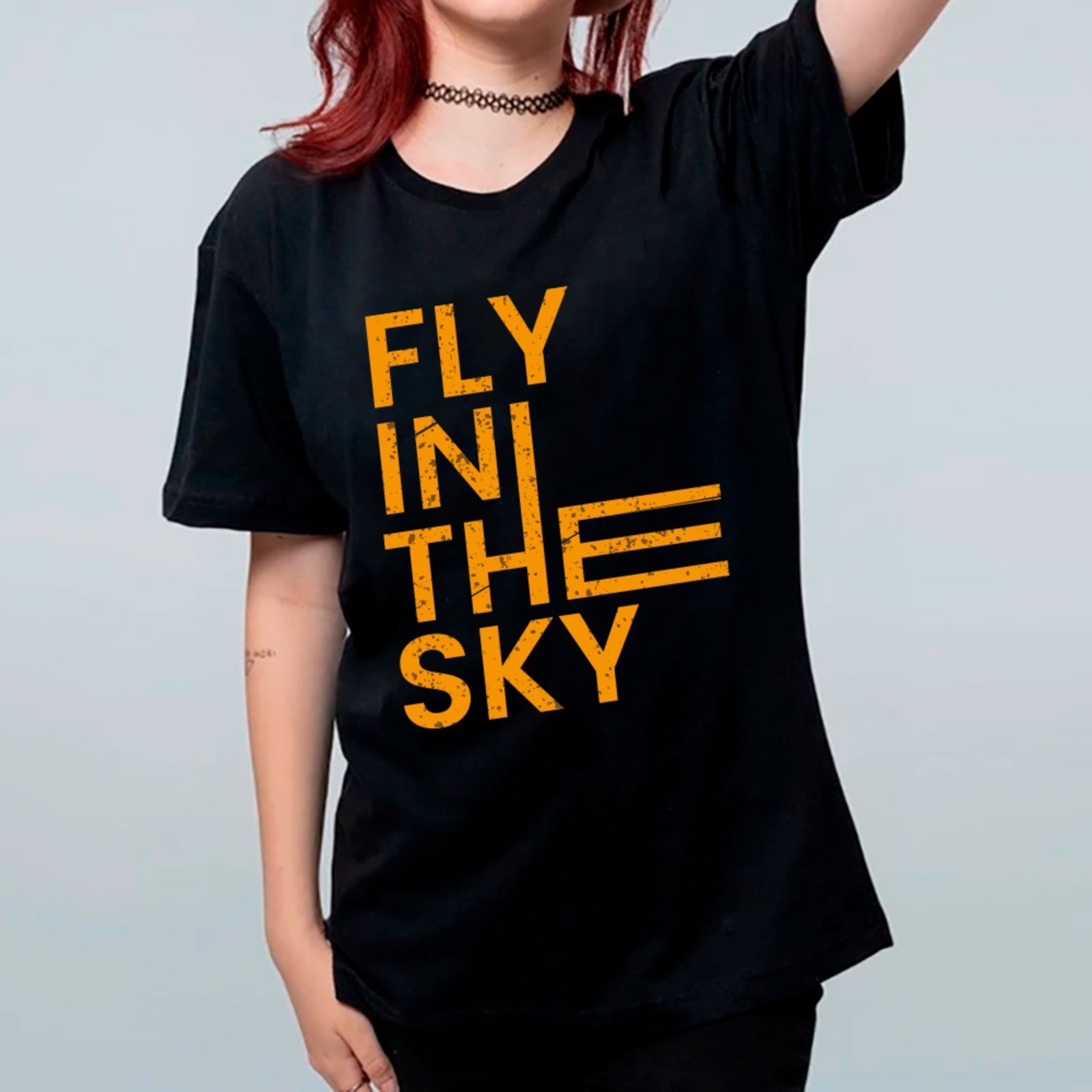 Camiseta Ousy Oversized Fly In The Sky Tendência Premium Streetwear Unissex Preto