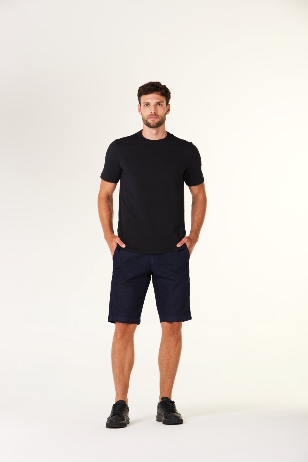 Camiseta Traymon Slim Com Elastano Preto