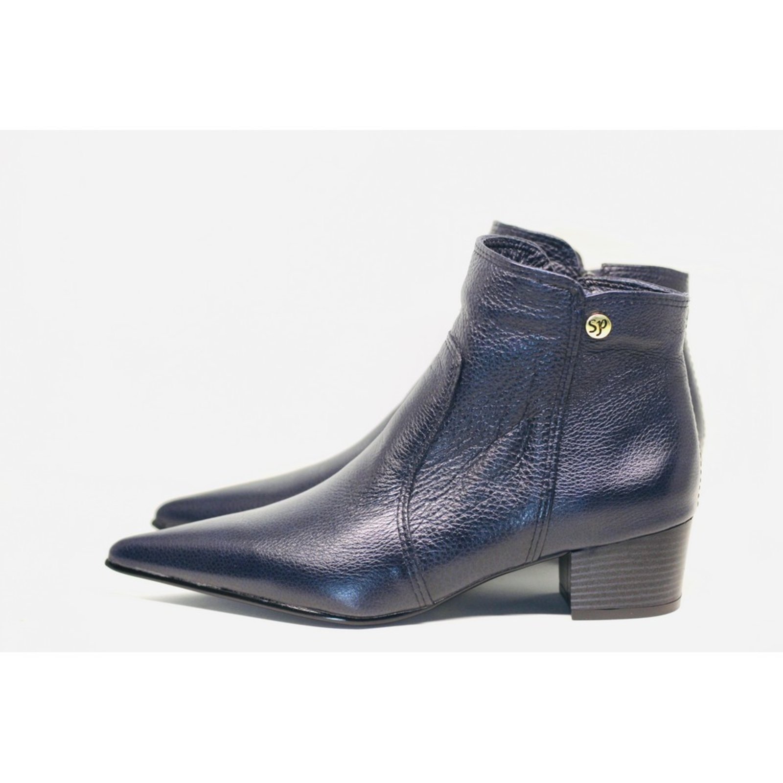 Bota Feminina Bico Fino Cano Curto Couro Salto 4cm Azul Marinho