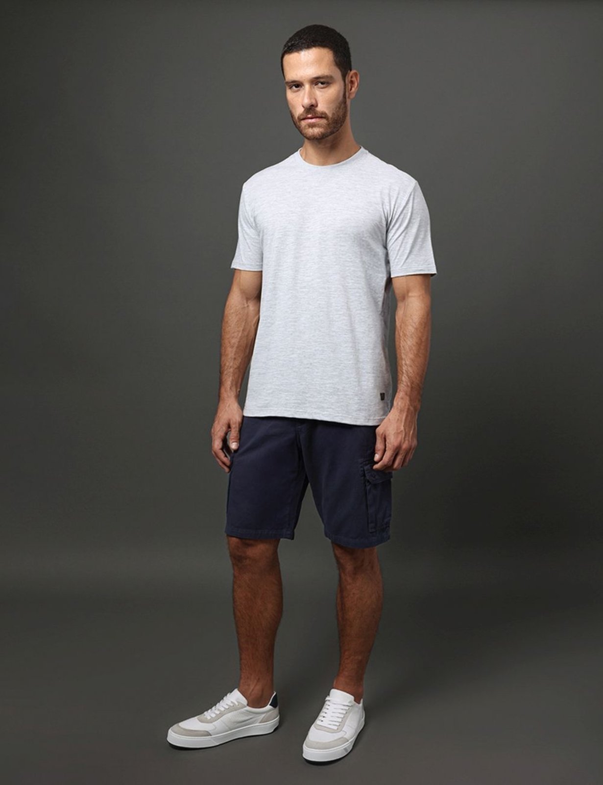 Vista 2 Bermuda Masculina Color Cargo Calvin Klein Jeans - Marinho azul marinho Calvin Klein Jeans azul marinho